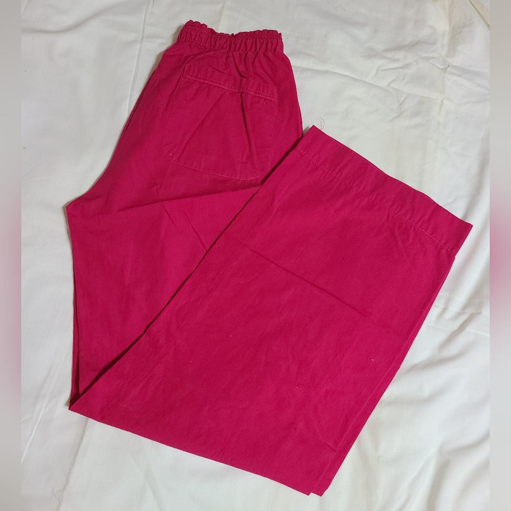 Floral Pink and Black Top - Picture 3 of 4